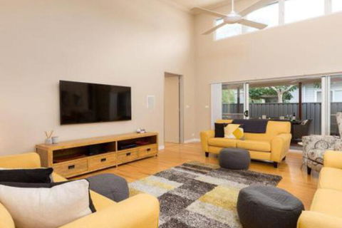 Callala Breeze Access To Indoor Community Pool - Tweed Heads Accommodation 2
