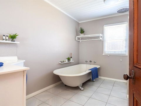 Cudgee Quaint Cottage With Separate Cabin - Tweed Heads Accommodation 1
