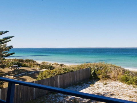 Eden On The Beach Beachside Getaway - Tweed Heads Accommodation 5