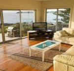 Joness Beach House perfect location with views - Tweed Heads Accommodation