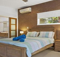 Lous Folly inground pool  air conditioned - Tweed Heads Accommodation