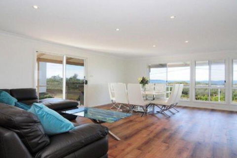 Marilyns 180 Degree Views Of Jervis Bay - Tweed Heads Accommodation 2