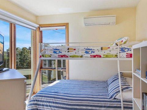 Maldas Retreat Air Con Fireplace & Outdoor Spa - Tweed Heads Accommodation 7
