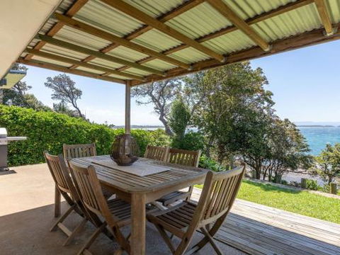 Seaspray On Culburra Dolphin & Whale Watching - Tweed Heads Accommodation 5
