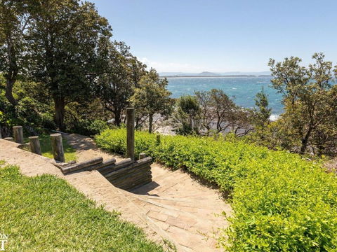 Seaspray On Culburra Dolphin & Whale Watching - Tweed Heads Accommodation 2