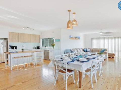 Sienna By The Sea Spacious Coastal Getaway - Tweed Heads Accommodation 4