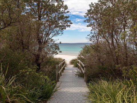 Sienna By The Sea Spacious Coastal Getaway - Tweed Heads Accommodation 3