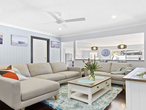Sunset Beach Situated Between Two Beaches & A Lake - Tweed Heads Accommodation 1
