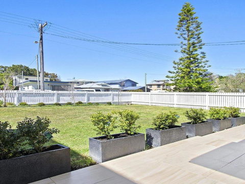 Sunset Beach Situated Between Two Beaches & A Lake - Tweed Heads Accommodation 5