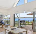 Tilbury Breeze ocean views comfort  style - Tweed Heads Accommodation