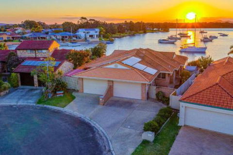 Seachange Waterfront - Tweed Heads Accommodation 3