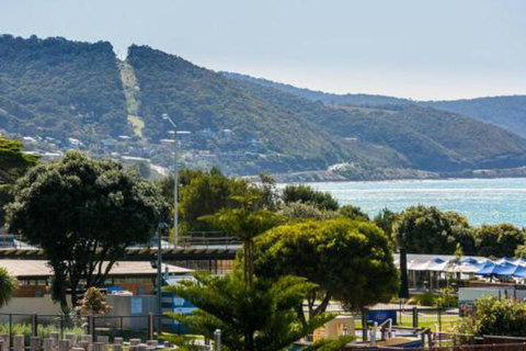 LOUTTIT BAY APARTMENT 1 Free Wifi Ocean Views & The Ultimate Location - Tweed Heads Accommodation 4