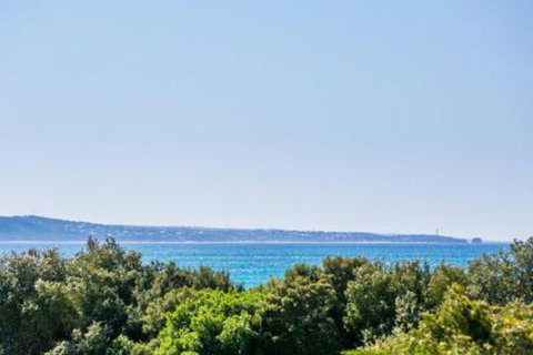 LOUTTIT BAY APARTMENT 1 Free Wifi Ocean Views & The Ultimate Location - Tweed Heads Accommodation 3