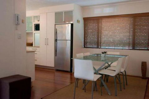 Absolute Beachfront Mooloolaba - Tweed Heads Accommodation 6