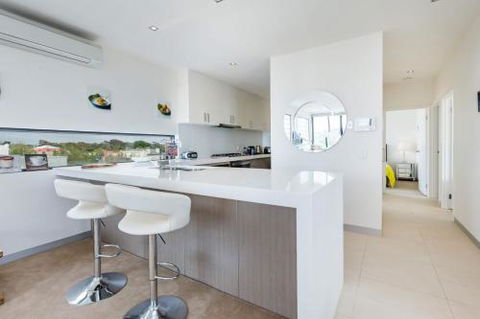 THE PENTHOUSE MORNINGTON - Tweed Heads Accommodation 1