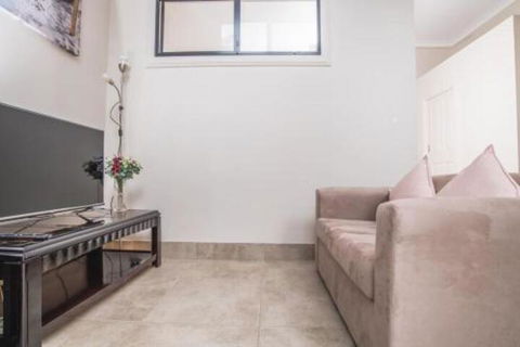 Scenic Illawong Riverside Getaway 1bed1bath Unit - Tweed Heads Accommodation 3