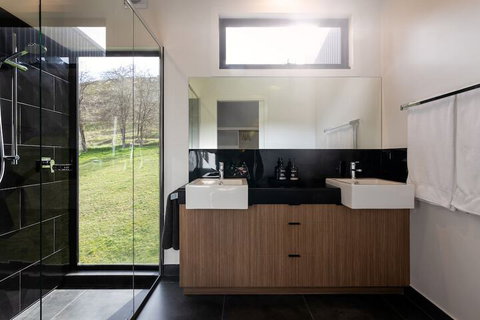Balcony To Bogong - Tweed Heads Accommodation 2