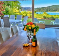 Bella Vista East 3 Luxury Ocean Views Large Flat Grassed Area  Buggy - Tweed Heads Accommodation
