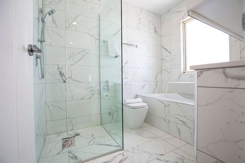 Lux Style 4BR Townhouse@ashwood - Tweed Heads Accommodation 3