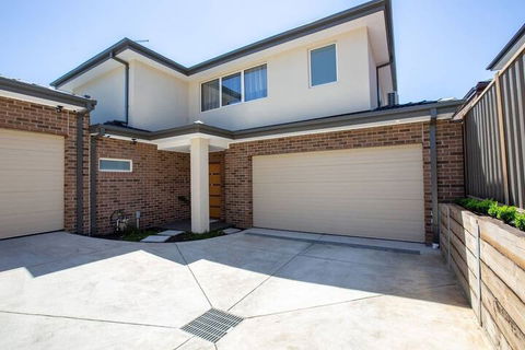 Lux Style 4BR Townhouse@ashwood - Tweed Heads Accommodation 6