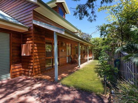 Semaphore Beach House - Tweed Heads Accommodation 2