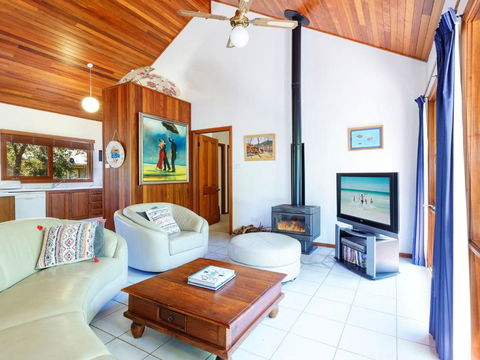 Semaphore Beach House - Tweed Heads Accommodation 4