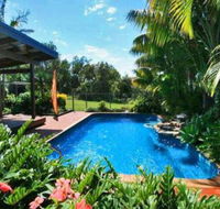 Illalangi views pool walk to beach - Tweed Heads Accommodation