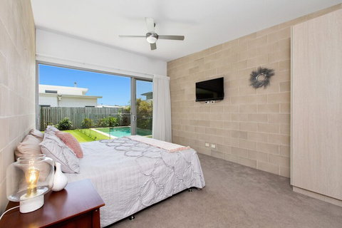 BEACHSIDE HAVEN - Tweed Heads Accommodation 4