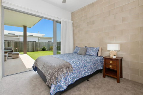 BEACHSIDE HAVEN - Tweed Heads Accommodation 5