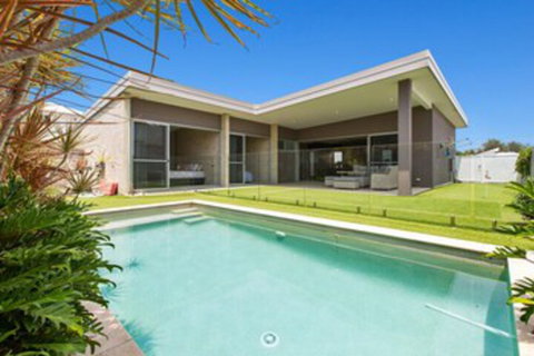 BEACHSIDE HAVEN - Tweed Heads Accommodation 0