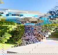 Stylish Beach Side Apartment Unit 5 33 Lorikeet Drive - Tweed Heads Accommodation