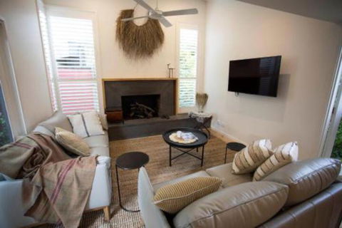 MONREPOS - Tweed Heads Accommodation 3