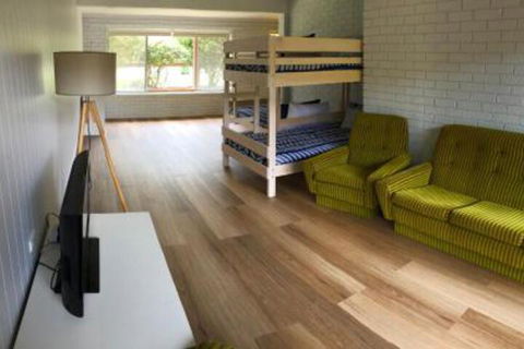 HIP NAUTIC 100 Metres To Beach - Tweed Heads Accommodation 5