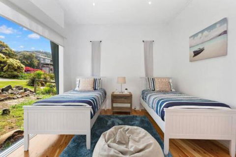 COASTAL HAVEN Panoramic Ocean Views - Tweed Heads Accommodation 5
