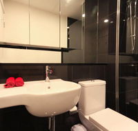 Amazing Waterfront Apartment - Tweed Heads Accommodation