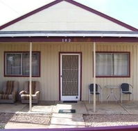 Aussie Bacon  Eggs Cottages - Tweed Heads Accommodation
