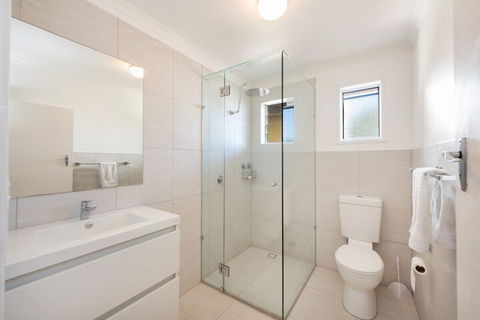 Heart Of Peregian, 19 Piper Street, Peregian Beach, Noosa Area - Tweed Heads Accommodation 7