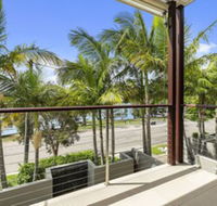 North Facing River Front Stunning Apartment Unit 2 9 Hilton Esplanade - Tweed Heads Accommodation