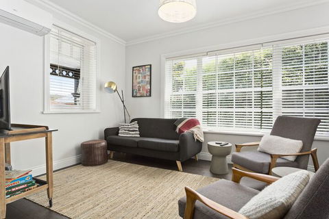 Bluestone Cottage Launceston - Tweed Heads Accommodation 5