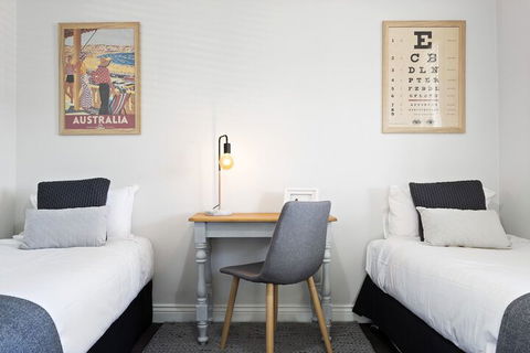 Bluestone Cottage Launceston - Tweed Heads Accommodation 3