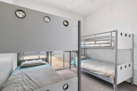 THE BEACH HIVE PET FRIENDLY (OUTSIDE ONLY) INLET SIDE - Tweed Heads Accommodation 3