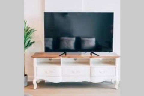 Modern Luxury 3 Bedroom Apartment With Sea Views - Tweed Heads Accommodation 6