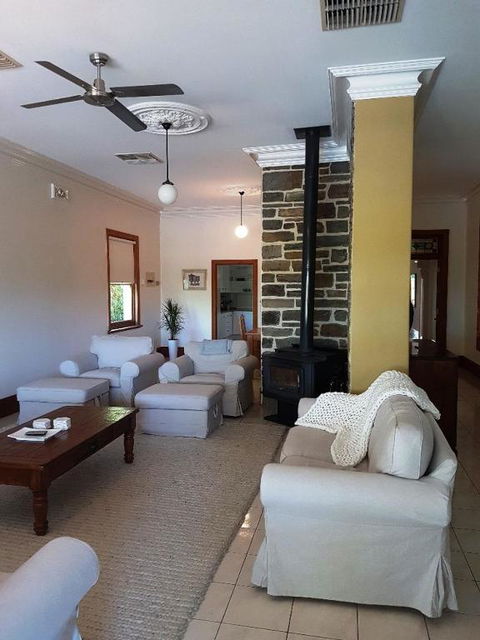 Barossa Valley View Guesthouse - Tweed Heads Accommodation 5