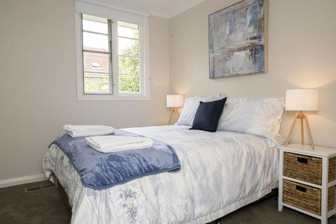 Rose Cottage Charming Double Brick Near Cook Park & CBD - Tweed Heads Accommodation 5