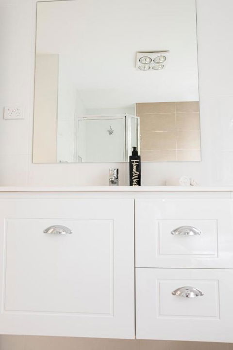 Rose Cottage Charming Double Brick Near Cook Park & CBD - Tweed Heads Accommodation 3