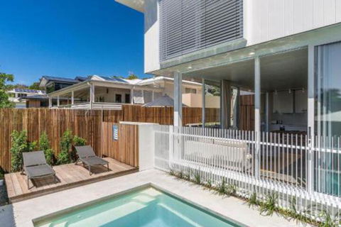 Audrey - Tweed Heads Accommodation 2