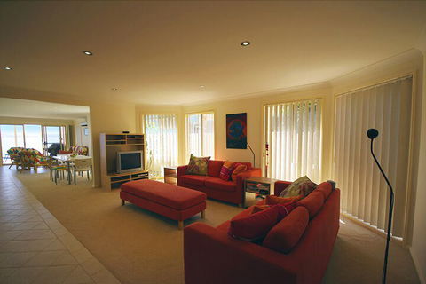 Blue Water At Mannering Park - Tweed Heads Accommodation 3