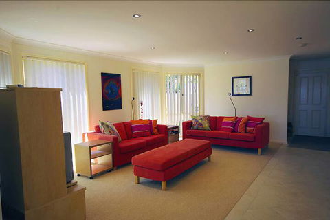 Blue Water At Mannering Park - Tweed Heads Accommodation 2