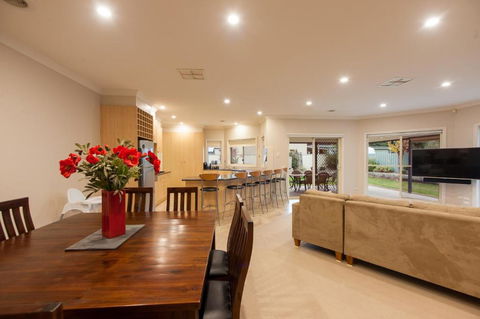 Simms Retreat - Tweed Heads Accommodation 5