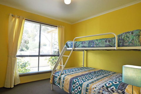 Alwyns By THE SEA PET Friendly - Tweed Heads Accommodation 6